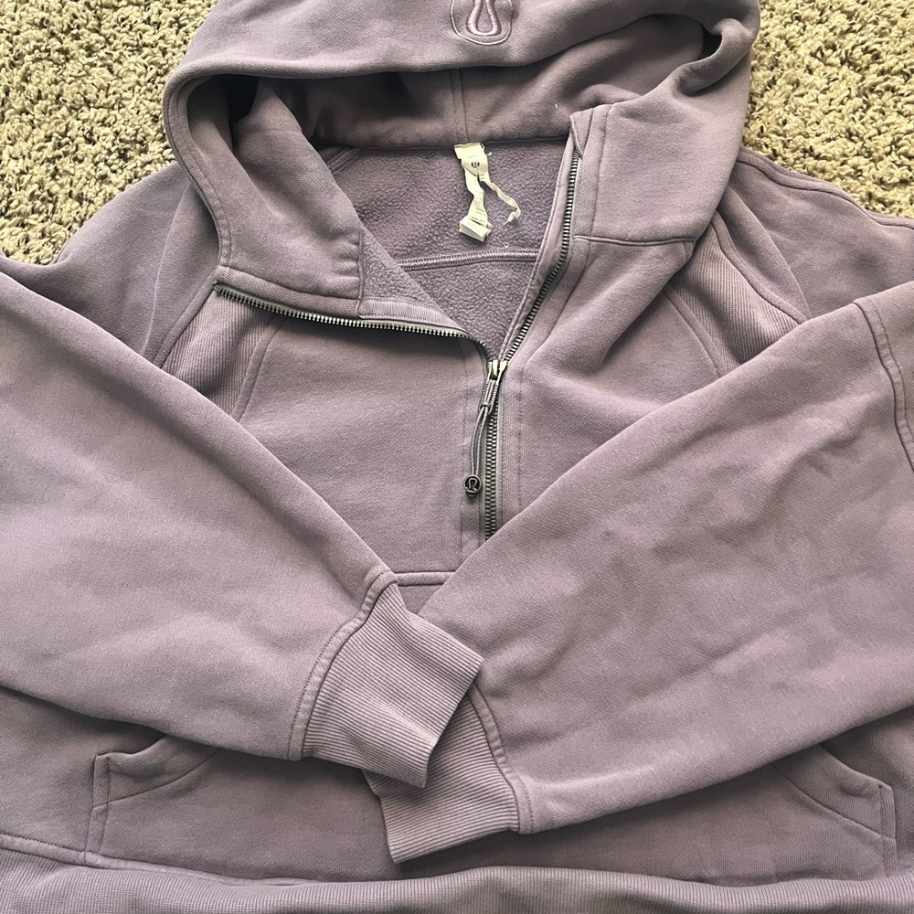 Cropped Lululemon scuba